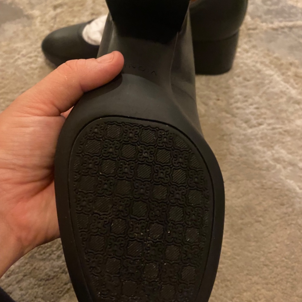 Vionic Pump Carmel - image 5